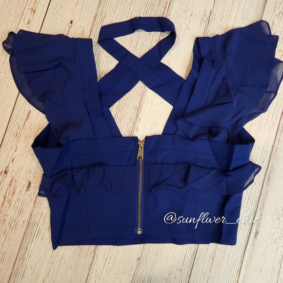 [NEW] Nasty Gal Choker Flutter Sleeve Halter Crop Top - Picture 13 of 14